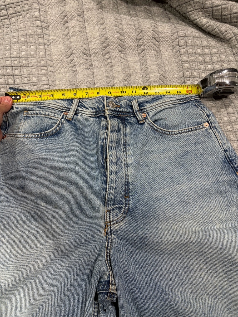 We The Free Light Wash Wide Leg Culotte Jeans - size 32 - Picture 5 of 8